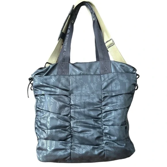 Lululemon Fast in Flight Gym/Travel Bag - Picture 5 of 15